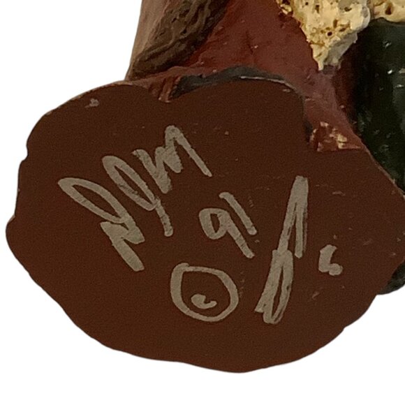 Vtg 1991 Old World Santa Claus Figurine 4.5" Signed DJM Handcrafted Folk Art - Picture 4 of 5